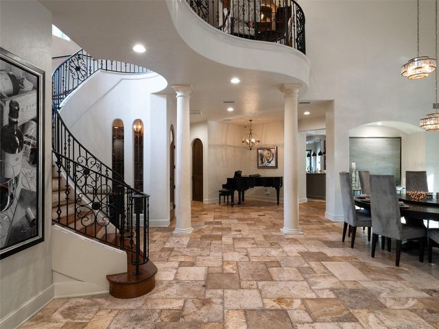 10803 SW 27TH AVENUE, Gainesville, FL 32608