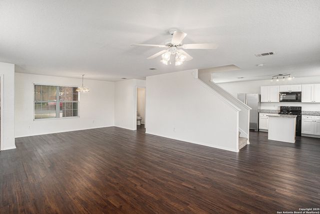 6163 Brandys Farm, San Antonio, TX 78244