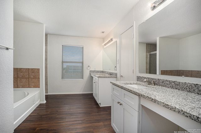 6163 Brandys Farm, San Antonio, TX 78244