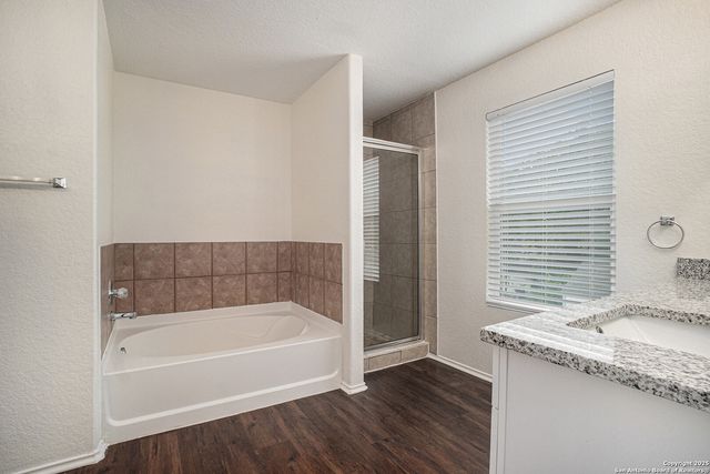 6163 Brandys Farm, San Antonio, TX 78244