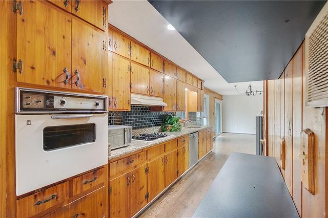 3758 Sharon Drive, Powder Springs, GA 30127