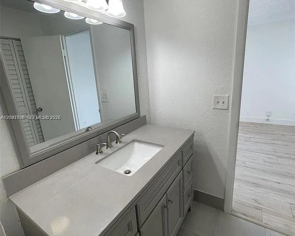 2580 Coral Springs Drive 2580, Coral Springs, FL 33065