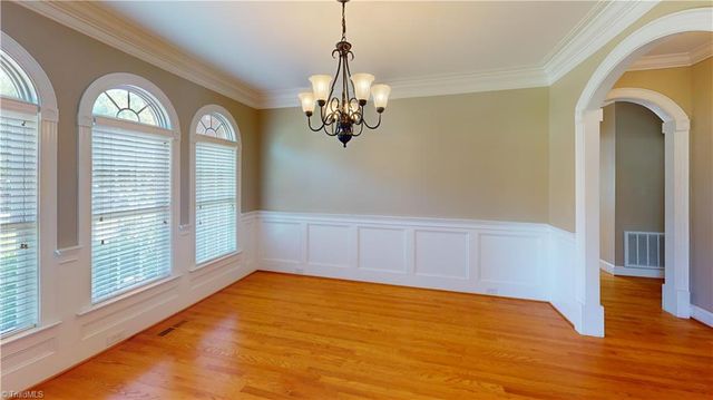 2140 Rossmore Road, Clemmons, NC 27012