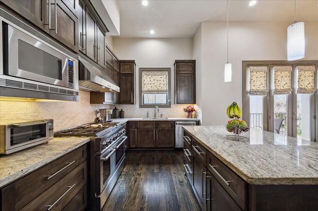 1416 Lake Pointe Parkway, Sugar Land, TX 77478