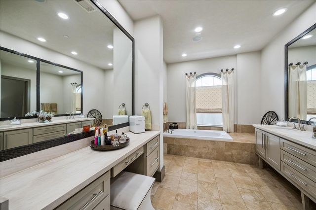 1416 Lake Pointe Parkway, Sugar Land, TX 77478