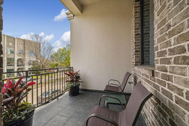1416 Lake Pointe Parkway, Sugar Land, TX 77478