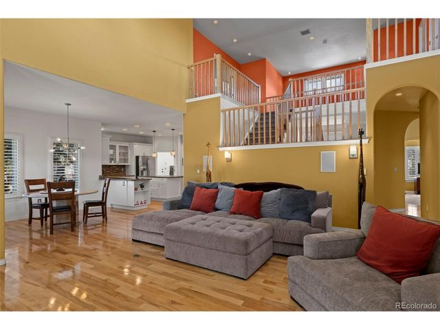 7 Sandpiper Cir, Thornton, CO 80241