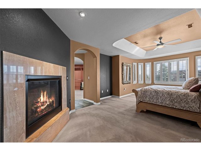 7 Sandpiper Cir, Thornton, CO 80241