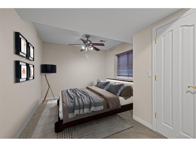 7 Sandpiper Cir, Thornton, CO 80241