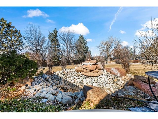 7 Sandpiper Cir, Thornton, CO 80241