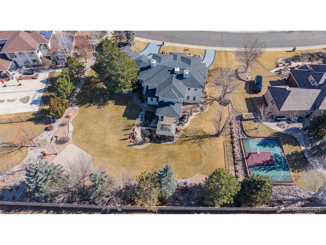 7 Sandpiper Cir, Thornton, CO 80241