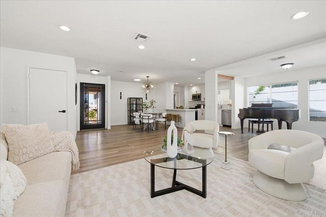 12417 Pipo Road, San Diego, CA 92128