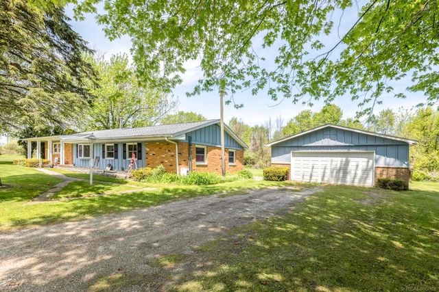 5950 Avalon Circle, Lexington Twp, MI 48059