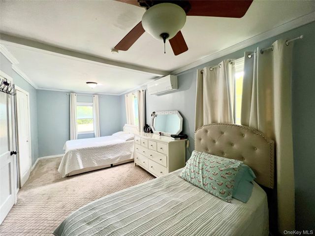 21 Woodycrest Trail, Monroe, NY 10950