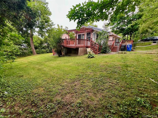 21 Woodycrest Trail, Monroe, NY 10950