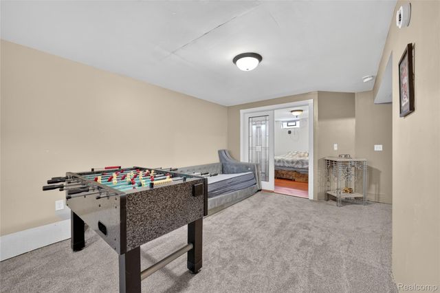 16130 Aspen Hollow Drive, Fenton Charter Township, MI 48430