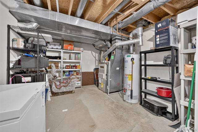 16130 Aspen Hollow Drive, Fenton Charter Township, MI 48430