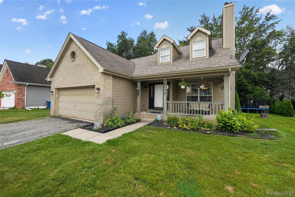 16130 Aspen Hollow Drive, Fenton Charter Township, MI 48430