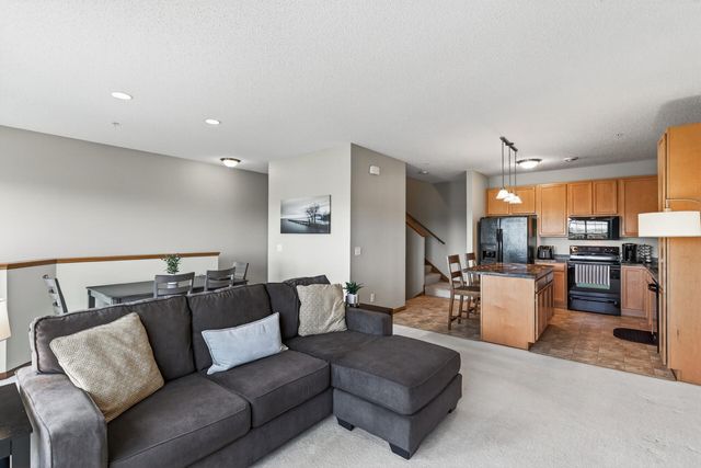 13217 Virginia Avenue S, Savage, MN 55378