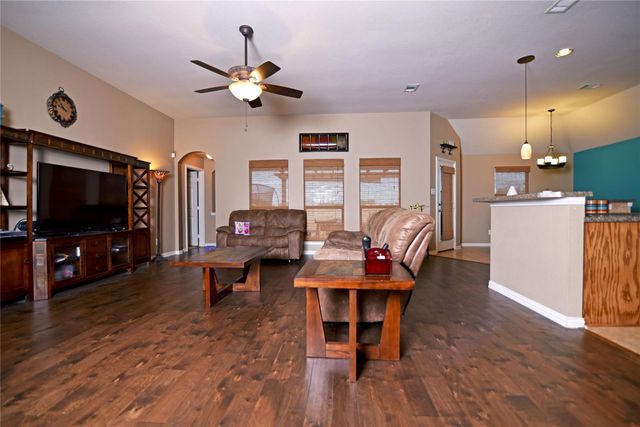 122 Chinaberry Trail, Forney, TX 75126