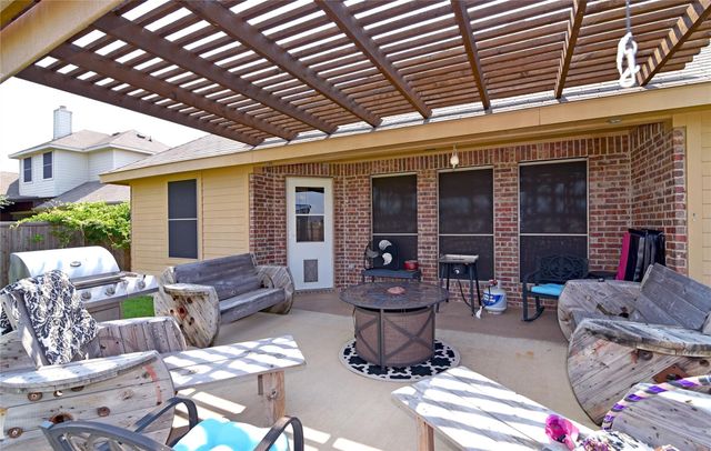 122 Chinaberry Trail, Forney, TX 75126
