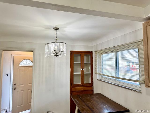 7140 Iowa Street, Hamtramck, MI 48212