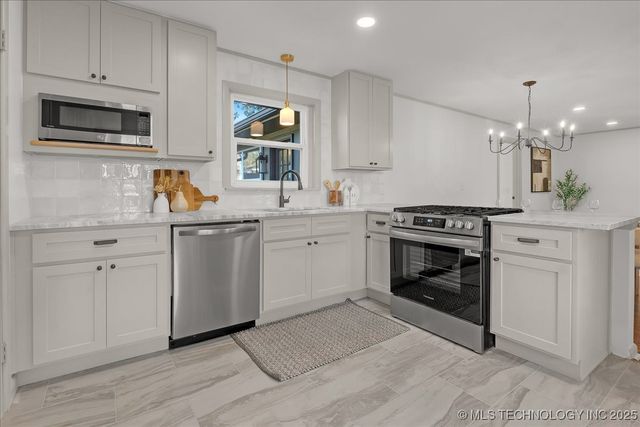 5749 E 26th Street, Tulsa, OK 74114