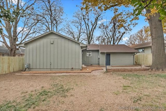 5749 E 26th Street, Tulsa, OK 74114