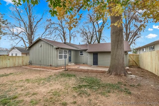 5749 E 26th Street, Tulsa, OK 74114