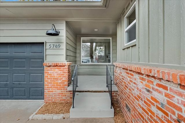 5749 E 26th Street, Tulsa, OK 74114