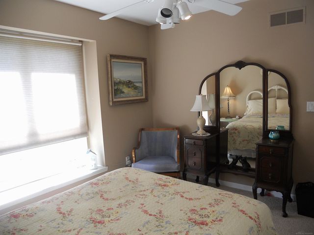 10690 Oxbow Heights Drive, White Lake, MI 48386