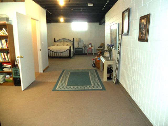 10690 Oxbow Heights Drive, White Lake, MI 48386