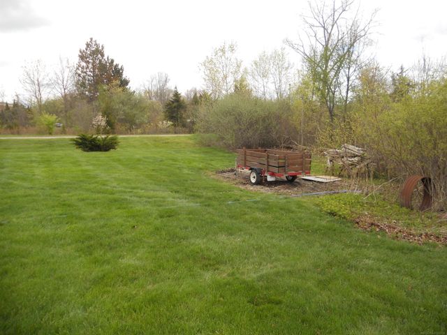 10690 Oxbow Heights Drive, White Lake, MI 48386