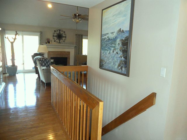 10690 Oxbow Heights Drive, White Lake, MI 48386