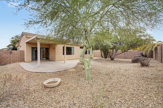16492 W CHUPAROSA Lane, Surprise, AZ 85387