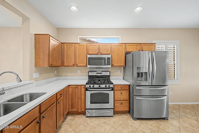 16492 W CHUPAROSA Lane, Surprise, AZ 85387