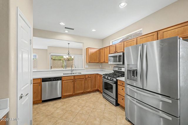 16492 W CHUPAROSA Lane, Surprise, AZ 85387