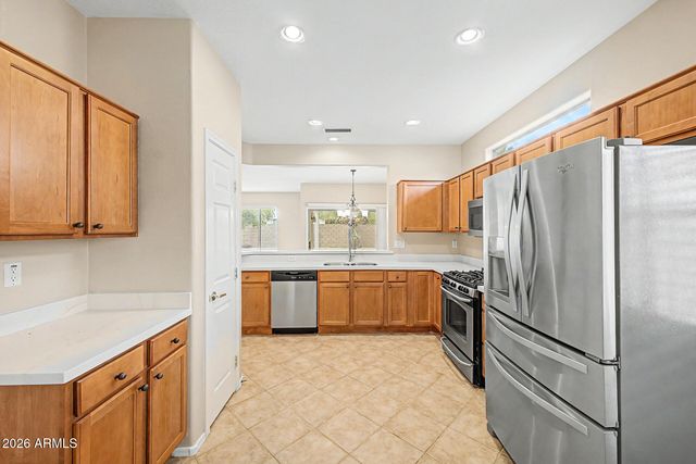 16492 W CHUPAROSA Lane, Surprise, AZ 85387