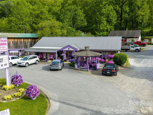 521 Soco Road, Maggie Valley, NC 28751