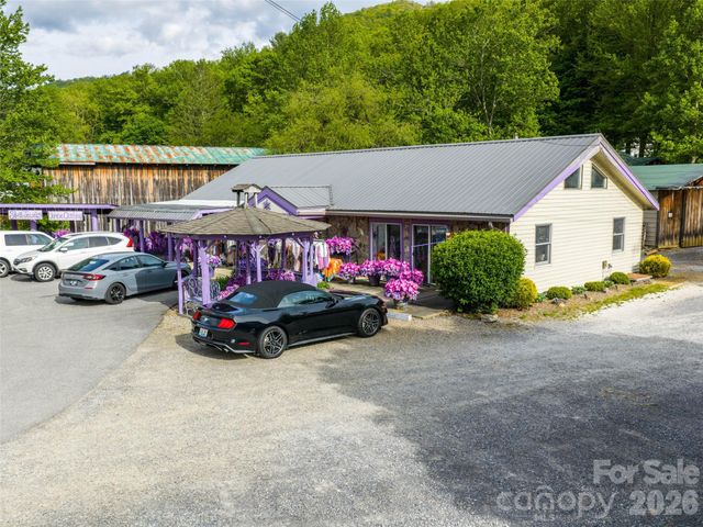 521 Soco Road, Maggie Valley, NC 28751