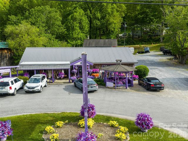 521 Soco Road, Maggie Valley, NC 28751