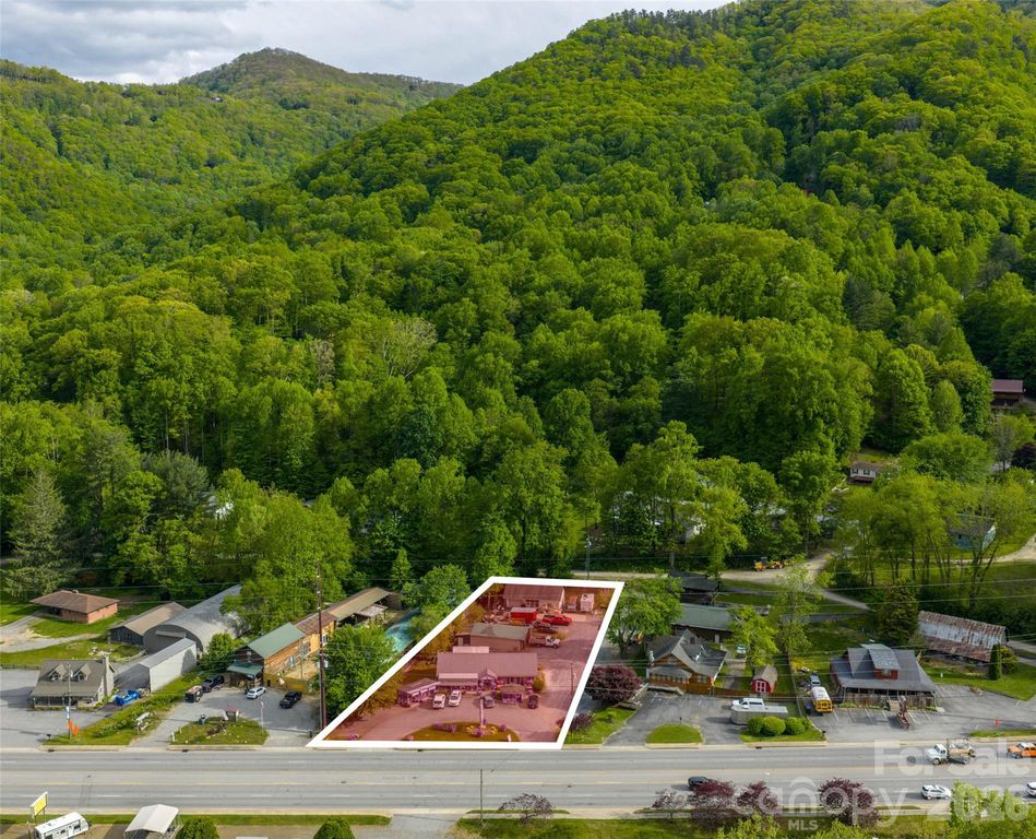 521 Soco Road, Maggie Valley, NC 28751