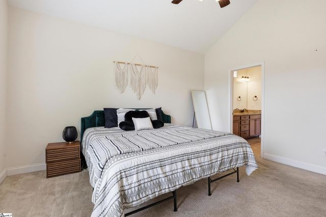 9 Gamesford Court, Simpsonville, SC 29680