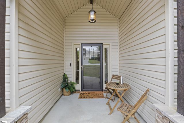 9 Gamesford Court, Simpsonville, SC 29680