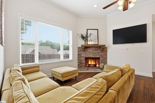 9 Gamesford Court, Simpsonville, SC 29680