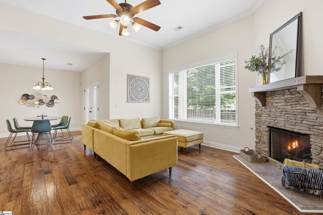 9 Gamesford Court, Simpsonville, SC 29680