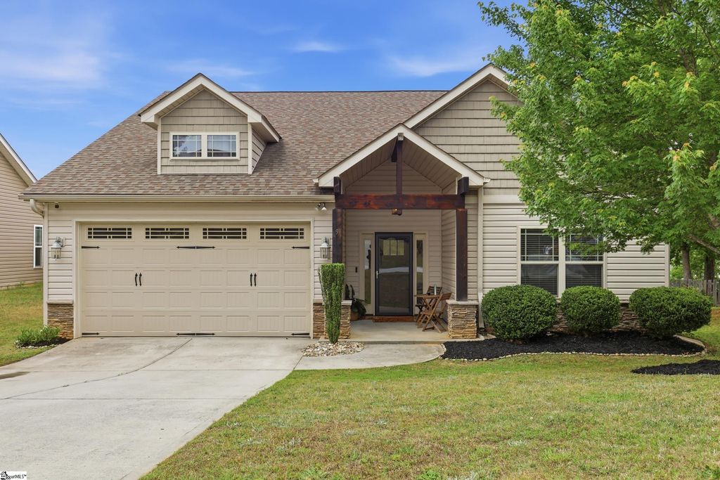 9 Gamesford Court, Simpsonville, SC 29680