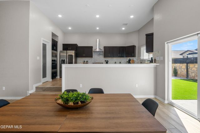 621 La Entrada Circle, Santa Teresa, NM 88008