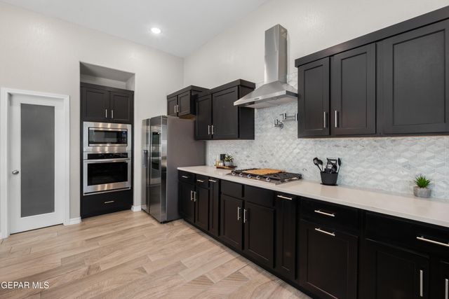 621 La Entrada Circle, Santa Teresa, NM 88008