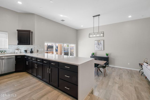 621 La Entrada Circle, Santa Teresa, NM 88008